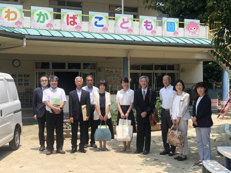 吉野町教育委員による園・学校訪問